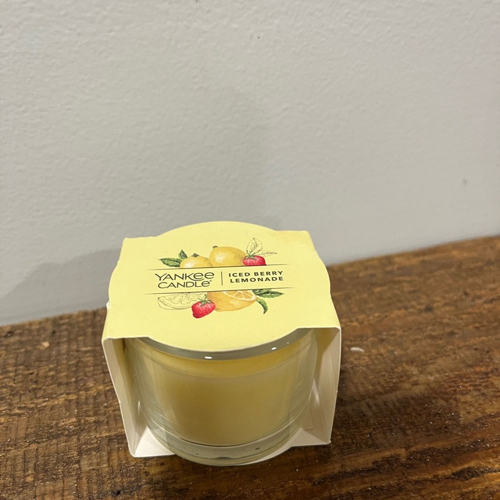 🍋New! Yankee Candle!🍋 - Picture 4 of 6